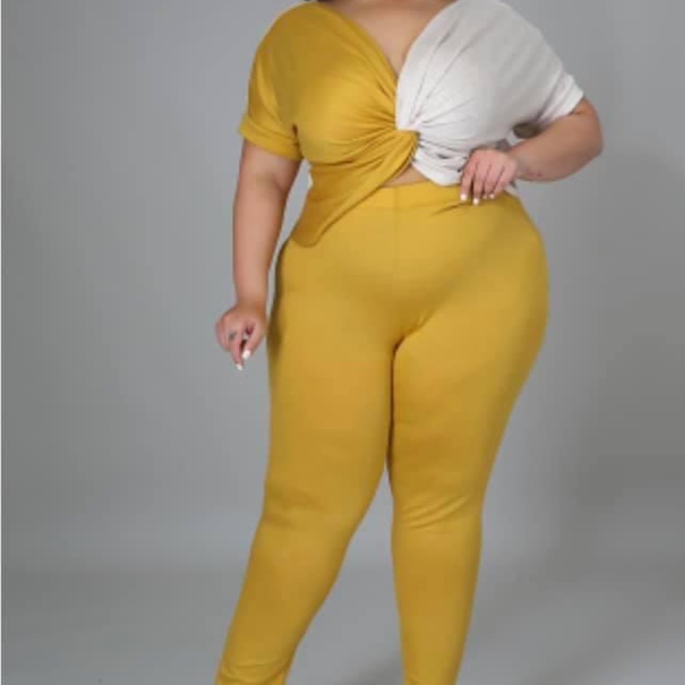 NWT LEGGING set